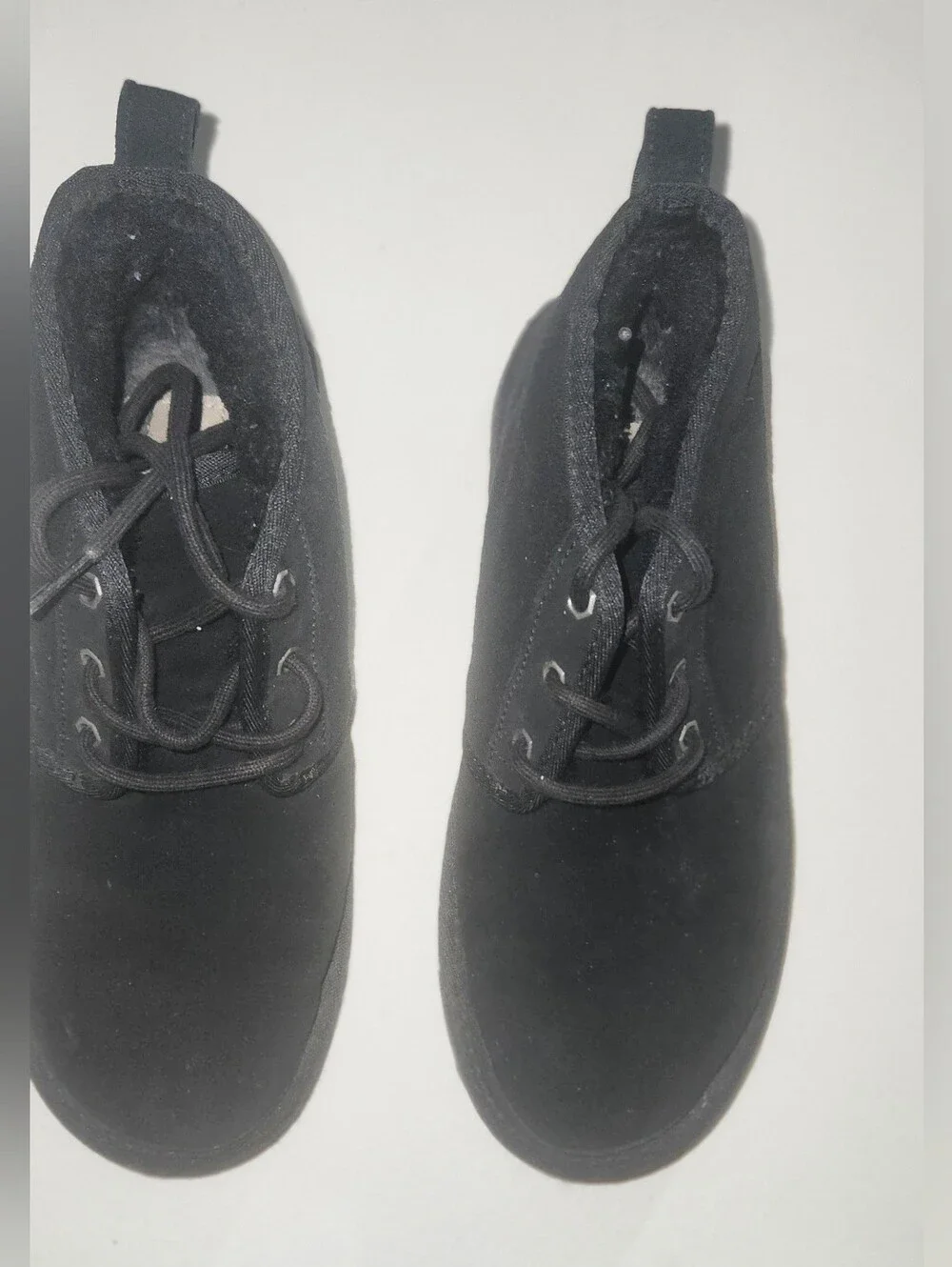 UGG Men's Black Suede Lace-Up Chukka Boots Size 11